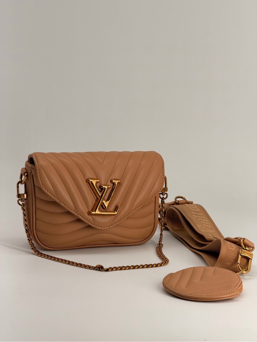 Louis Vuitton New Wave Multi Pochette Tan Quilted Leather Shoulder Bag